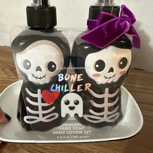 COPY - Halloween dispenser hand soap and hand lotion
